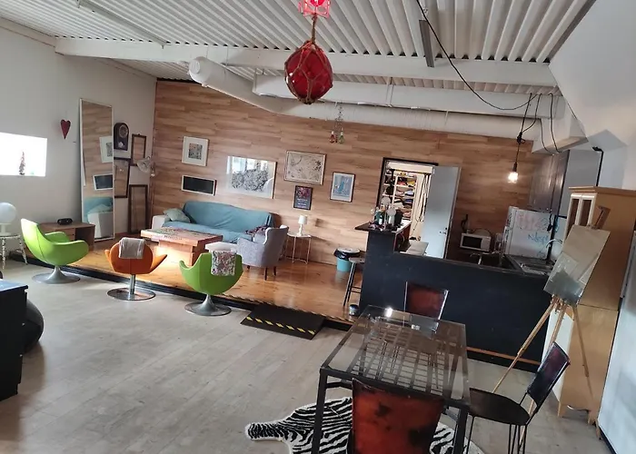 Juhlatila / Saunatila 230 M2, Malmi, Tattarisuo